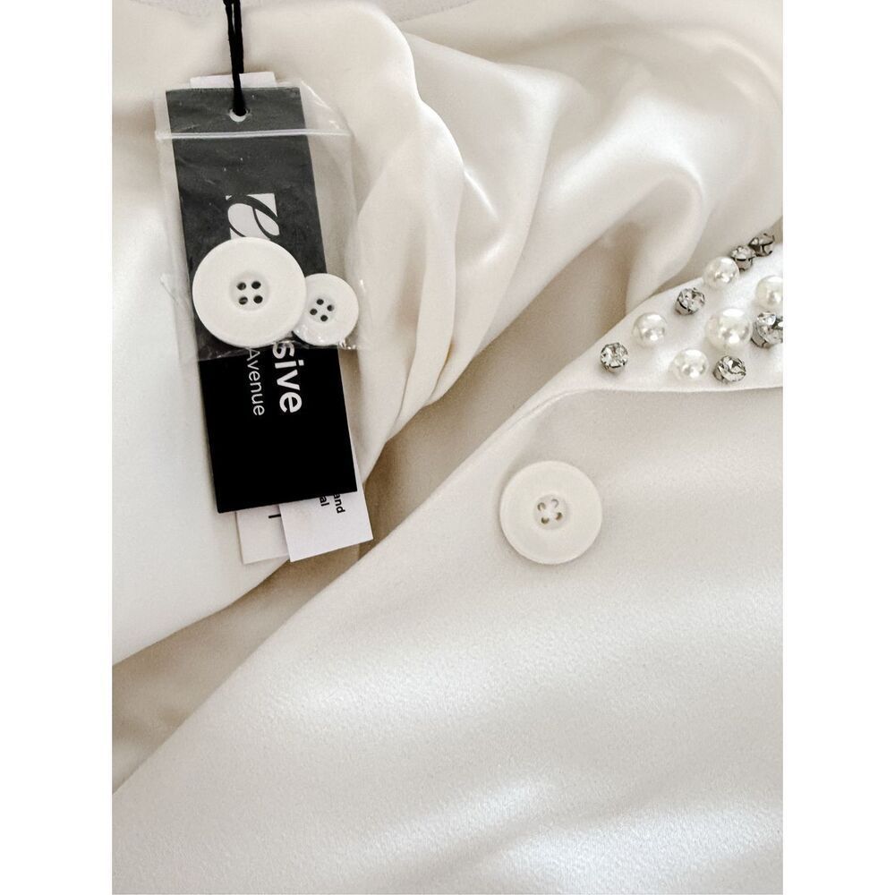 Alice + Olivia White Embellished Blazer - Picture 11 of 15